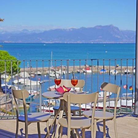 Riviera Carducci Rooms Peschiera del Garda Exterior photo