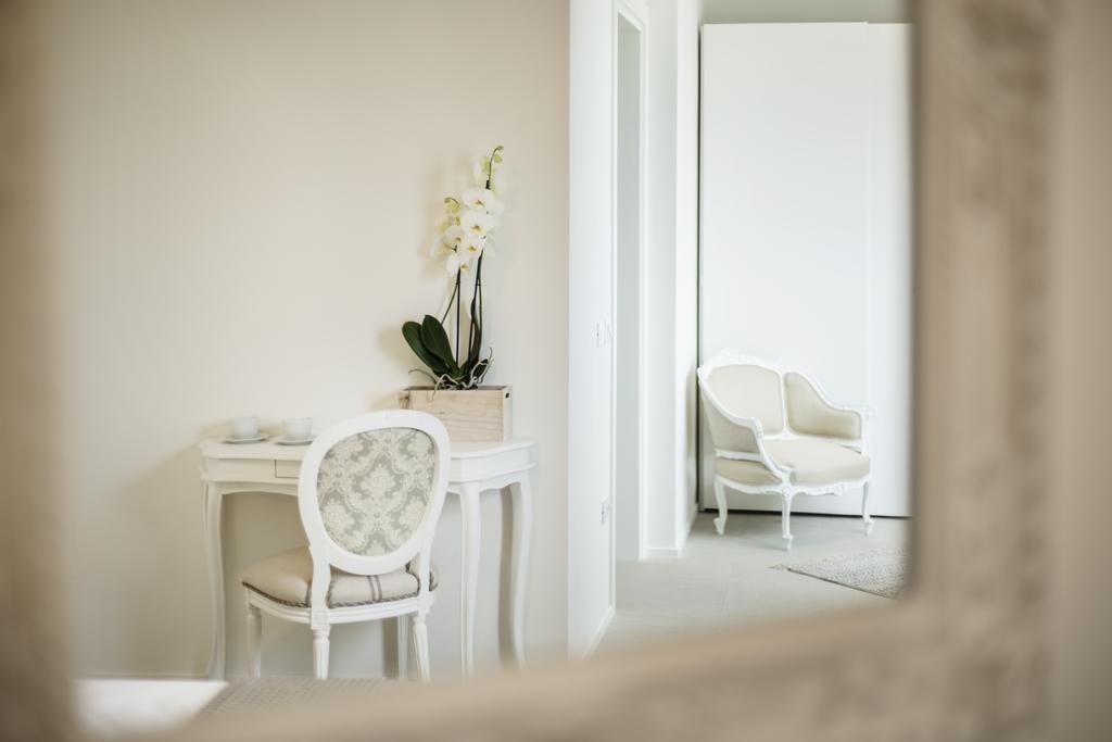 Riviera Carducci Rooms Peschiera del Garda Exterior photo