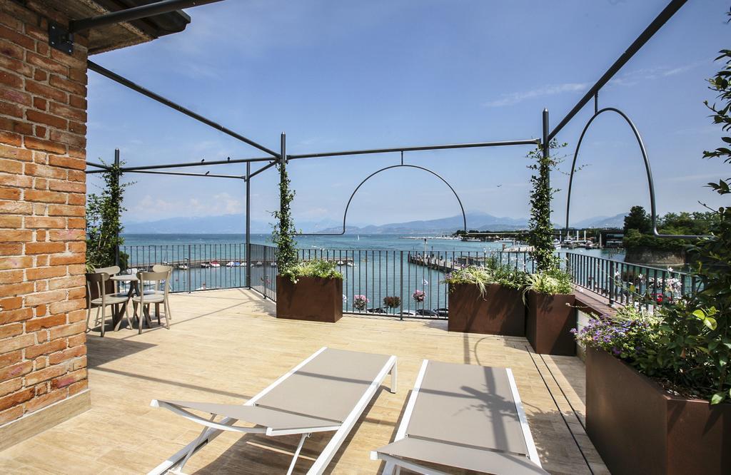 Riviera Carducci Rooms Peschiera del Garda Exterior photo