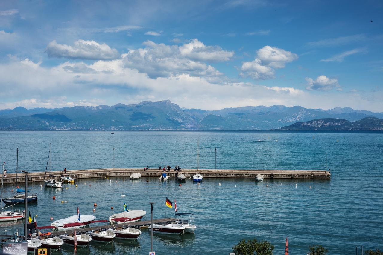 Riviera Carducci Rooms Peschiera del Garda Exterior photo